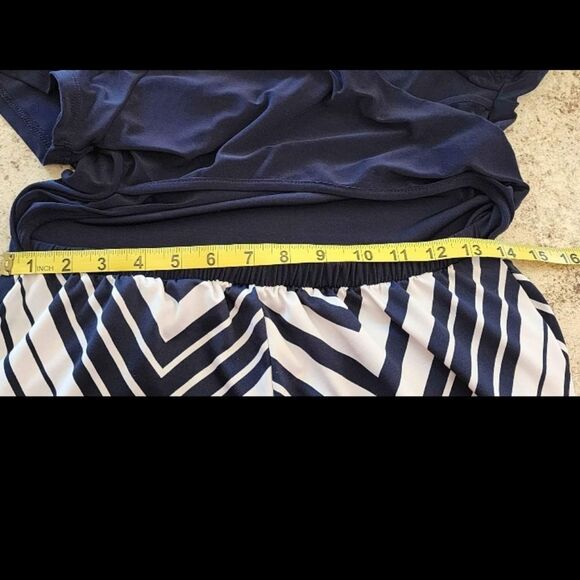 JUMPSUIT medium Venus pockets solid print romper blue white one piece cutout - Picture 5 of 16